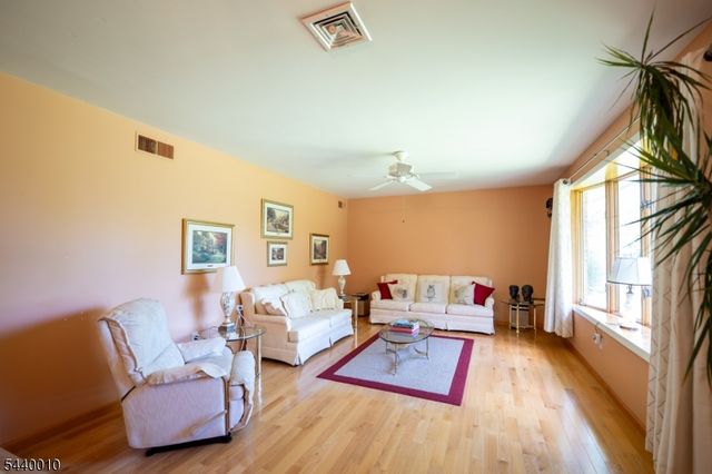 310 Ridge Rd, Harmony Twp., NJ 08865