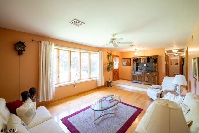 310 Ridge Rd, Harmony Twp., NJ 08865
