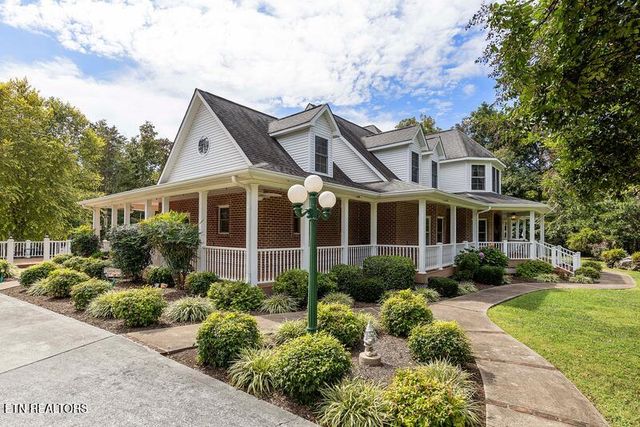 514 Enigma Code Way, Friendsville, TN 37737