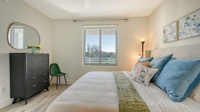 1703 N TAMIAMI TRAIL 404, Sarasota, FL 34234