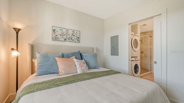 1703 N TAMIAMI TRAIL 404, Sarasota, FL 34234