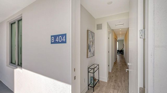 1703 N TAMIAMI TRAIL 404, Sarasota, FL 34234