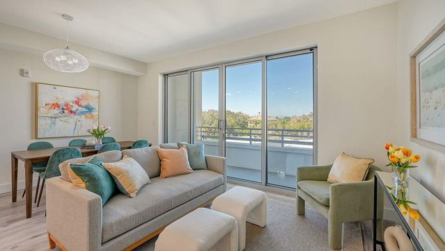 1703 N TAMIAMI TRAIL 404, Sarasota, FL 34234