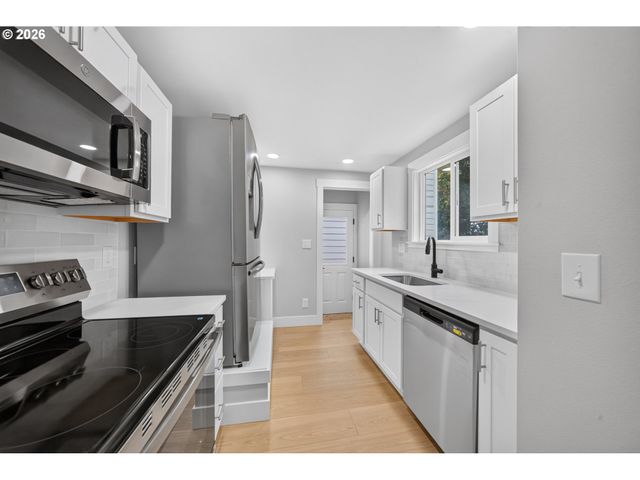 4705 Ne 110th, Portland, OR 97220