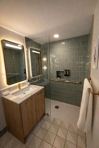 159 NE 6th St 2606, Miami, FL 33132