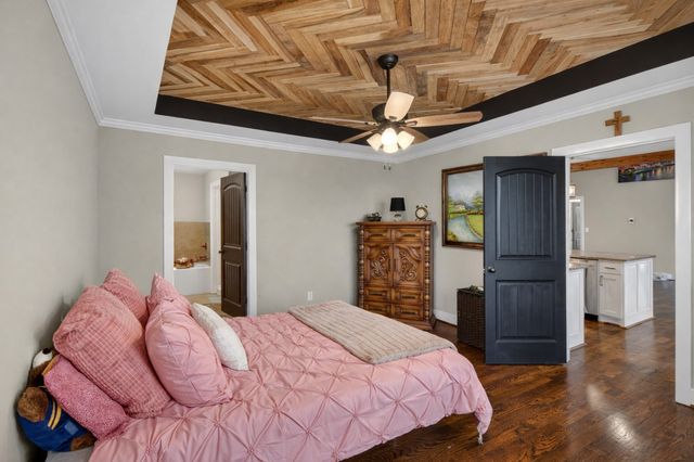 109 Oak Dr, Portland, TN 37148