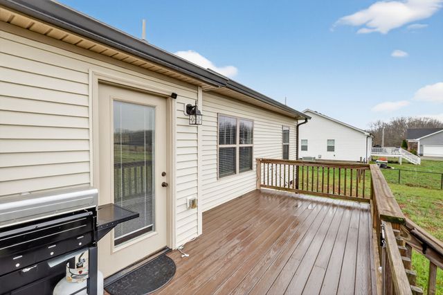 109 Oak Dr, Portland, TN 37148