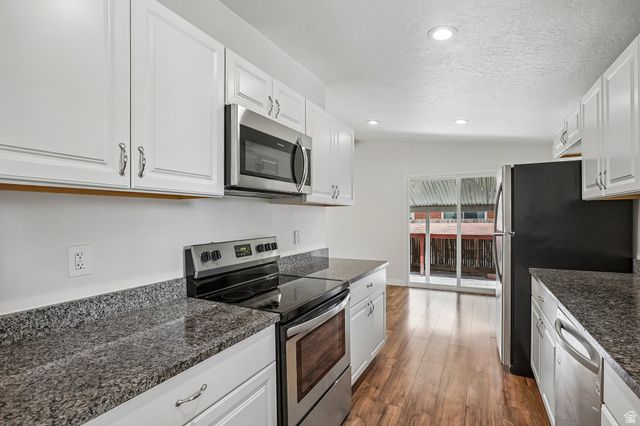 1134 E MANOR CIR, Salt Lake City, UT 84124