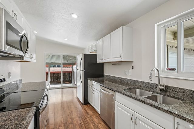 1134 E MANOR CIR, Salt Lake City, UT 84124