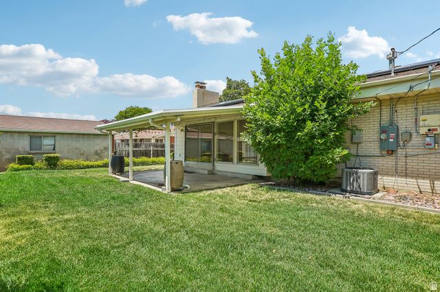 1134 E MANOR CIR, Salt Lake City, UT 84124