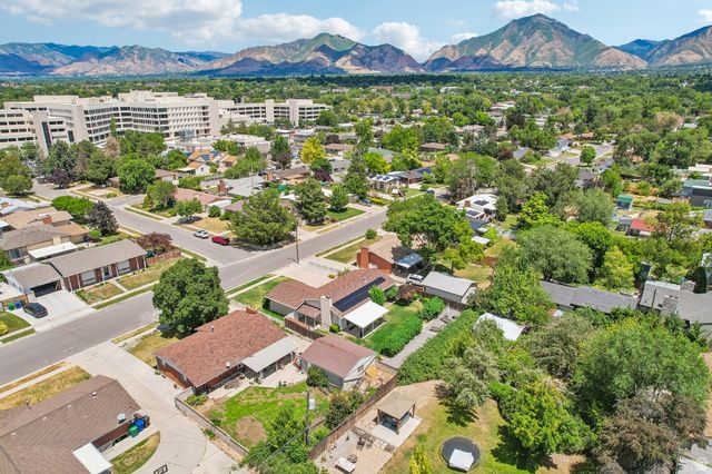 1134 E MANOR CIR, Salt Lake City, UT 84124