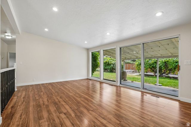 1134 E MANOR CIR, Salt Lake City, UT 84124