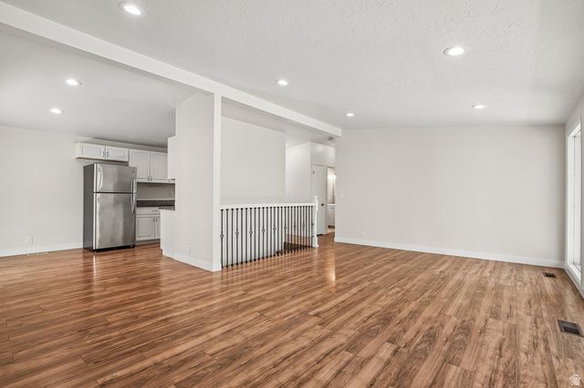 1134 E MANOR CIR, Salt Lake City, UT 84124