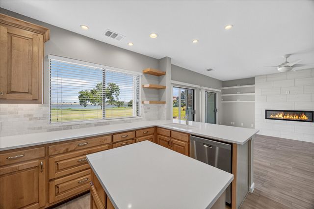 1910 Signal Ridge Place, Rockwall, TX 75032