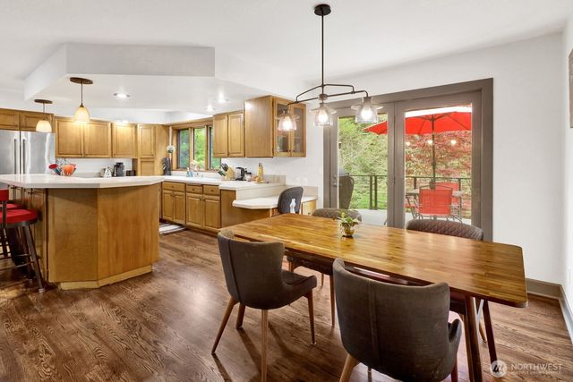 1872 Governor Road, Bellingham, WA 98229