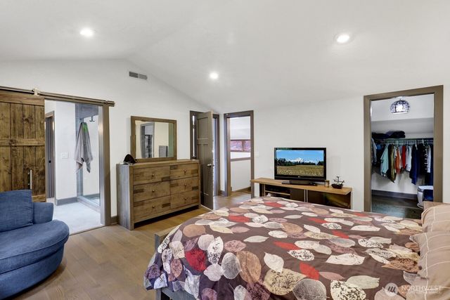 1872 Governor Road, Bellingham, WA 98229