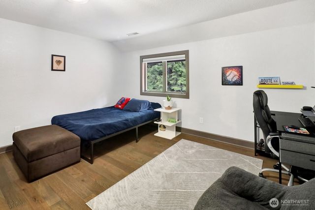 1872 Governor Road, Bellingham, WA 98229