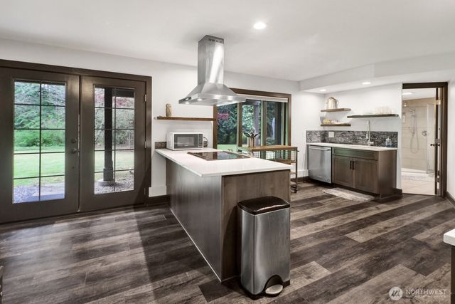 1872 Governor Road, Bellingham, WA 98229