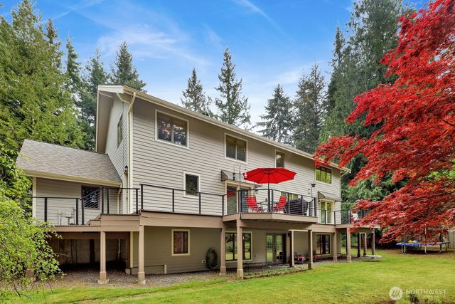 1872 Governor Road, Bellingham, WA 98229