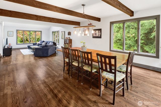 1872 Governor Road, Bellingham, WA 98229