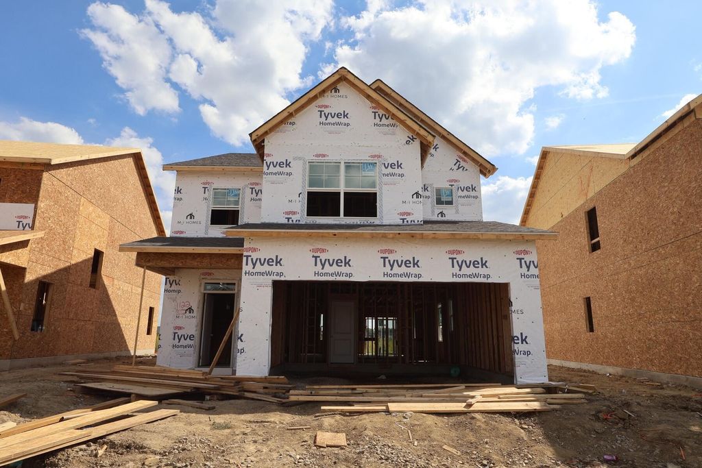 1122 Brittany Drive, Delaware, OH 43015