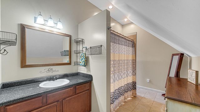 6263 Grand Boulevard, Hobart, IN 46342