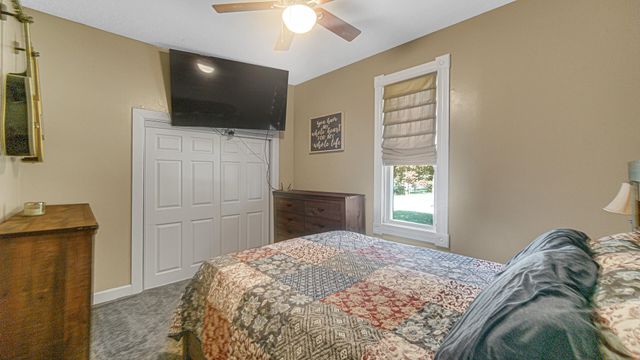 6263 Grand Boulevard, Hobart, IN 46342