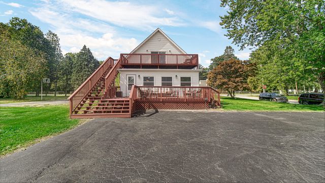 6263 Grand Boulevard, Hobart, IN 46342