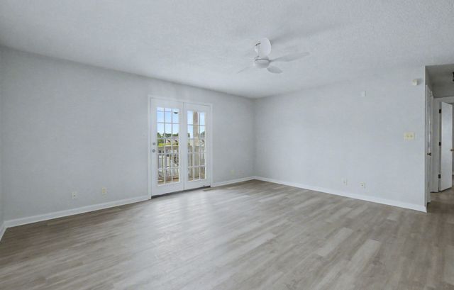 410 Jack Miller Blvd Apt A, Clarksville, TN 37042