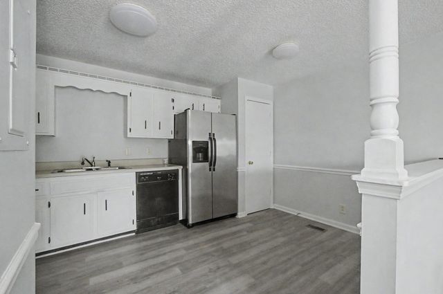 410 Jack Miller Blvd Apt A, Clarksville, TN 37042