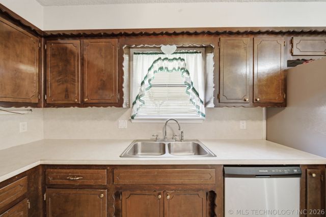 14037 S Glen Street, Glenpool, OK 74033