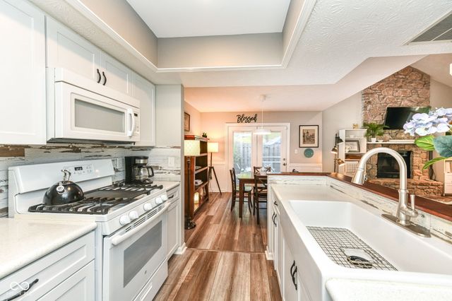 624 Conner Creek Drive, Fishers, IN 46038