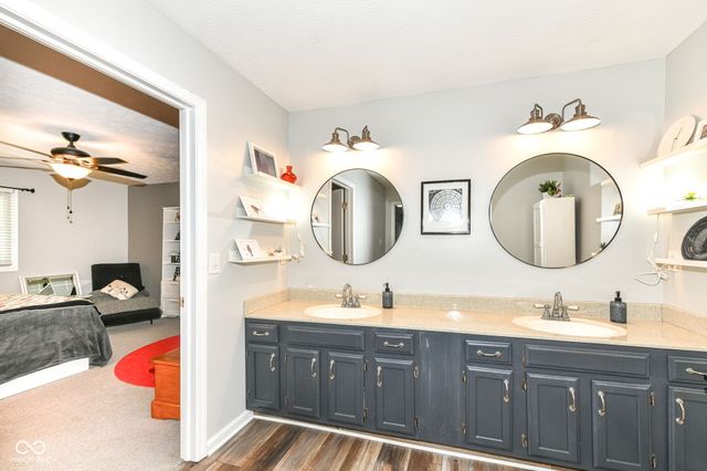 624 Conner Creek Drive, Fishers, IN 46038