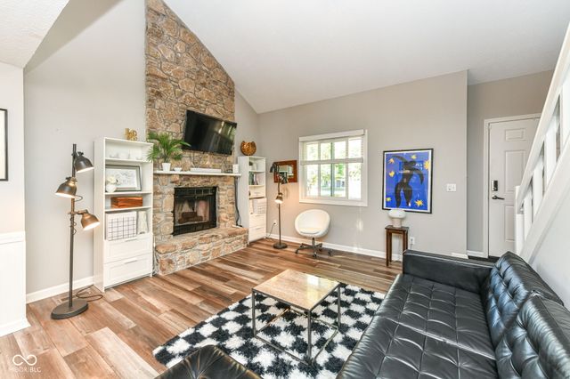 624 Conner Creek Drive, Fishers, IN 46038