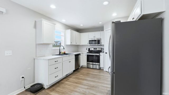 9589 Cappelli Way, Fort Wayne, IN 46825