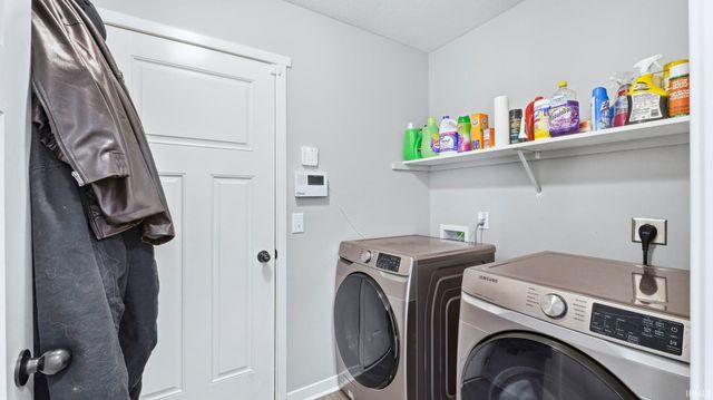 9589 Cappelli Way, Fort Wayne, IN 46825