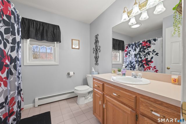 19 Woodside Way, Bristol, CT 06010