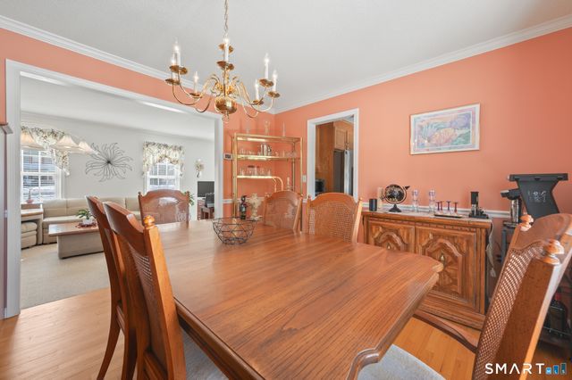 19 Woodside Way, Bristol, CT 06010