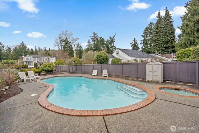 3005 SW 300th Place, Federal Way, WA 98023
