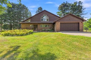 9022 Kingston Court, Pinckney, MI 48169