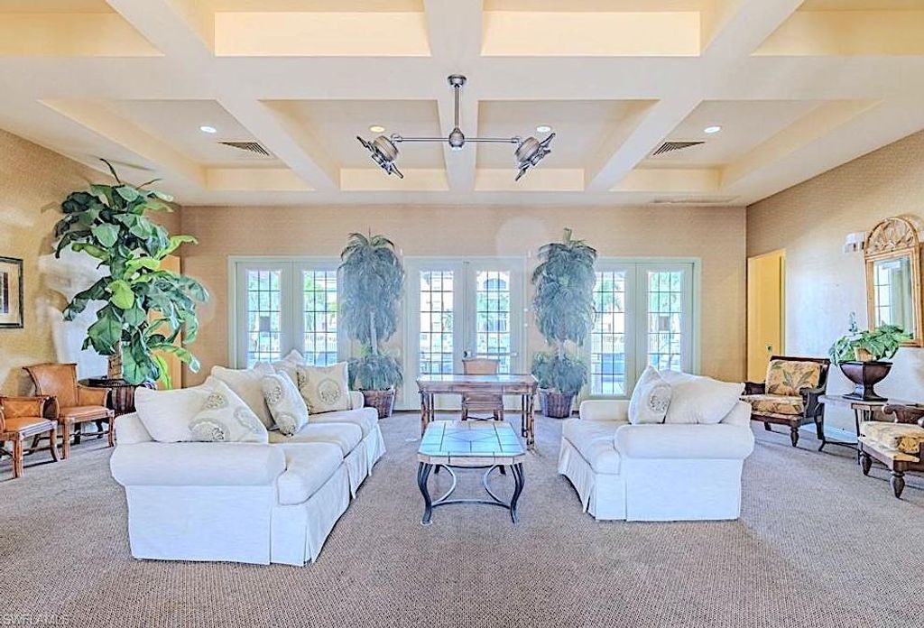 4122 Residence DR 102, FORT MYERS, FL 33901 — photo 5