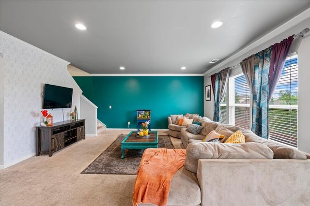 285 Gibson Dr, Lebanon, TN 37087