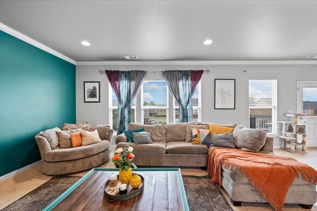 285 Gibson Dr, Lebanon, TN 37087