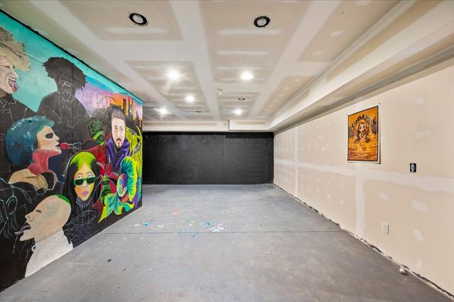 285 Gibson Dr, Lebanon, TN 37087