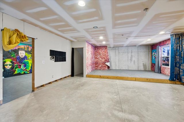 285 Gibson Dr, Lebanon, TN 37087