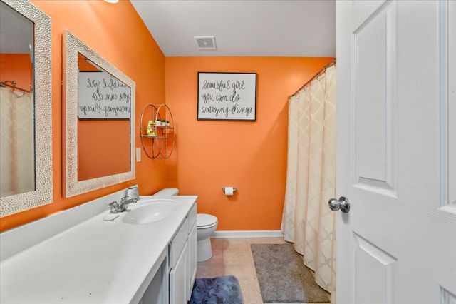 285 Gibson Dr, Lebanon, TN 37087