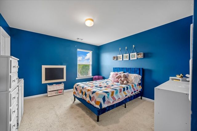 285 Gibson Dr, Lebanon, TN 37087