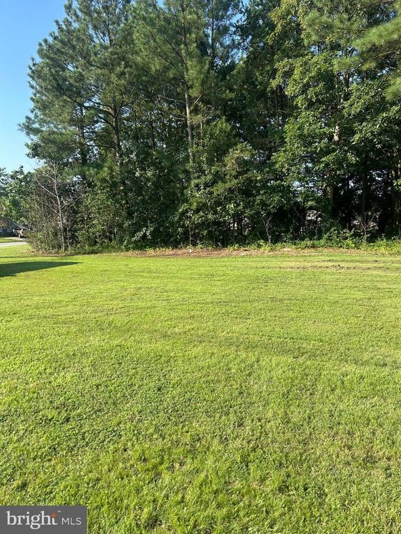 22453 MACARTHUR BLVD, California, MD 20619