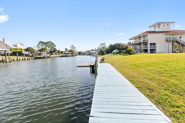 130 Elm Lane, Pass Christian, MS 39571