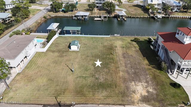 130 Elm Lane, Pass Christian, MS 39571